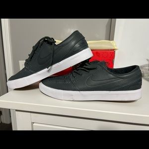 Nike SB zoom air Janoski Leather Gray